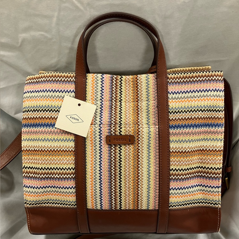 FOSSIL Carmen Shopper ๐ - Picture 2 of 4